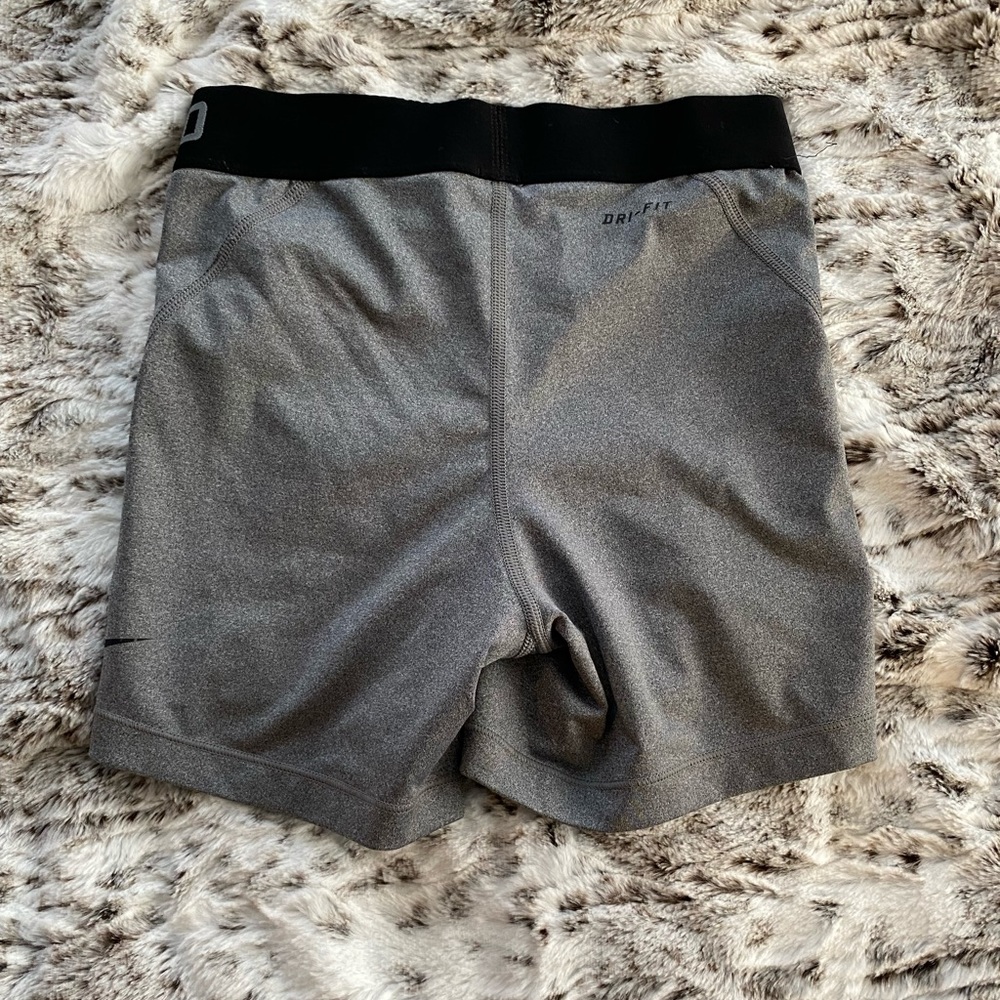 NIKE DRY FIT SHORTS - Picture 5 of 6